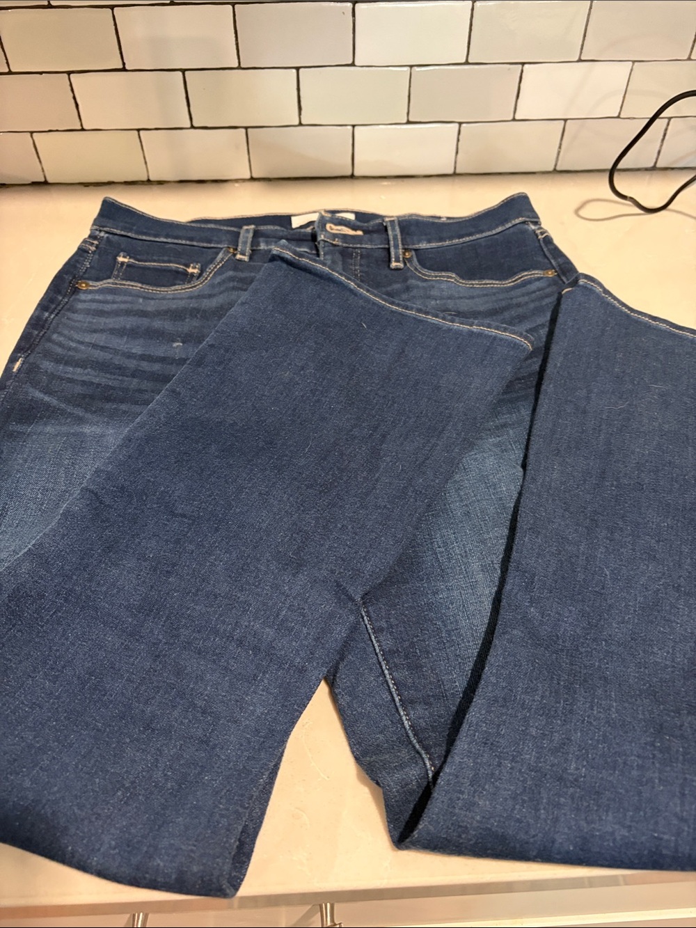 LOFT bootcut  Jeans in Dark Blue Wash